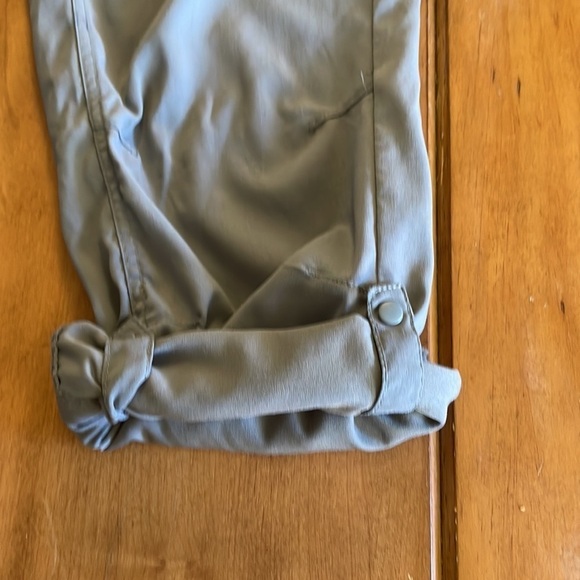 Prana Roll Up Hiking Pants Size 10 - Picture 6 of 13